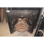 *DECORATIVE CAST IRON FIRE INSERT WITH BASKET 915MM X 920MM