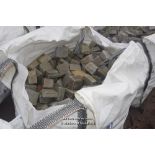 *BAG CONTAINING GREY 100MMX100MM SETTS