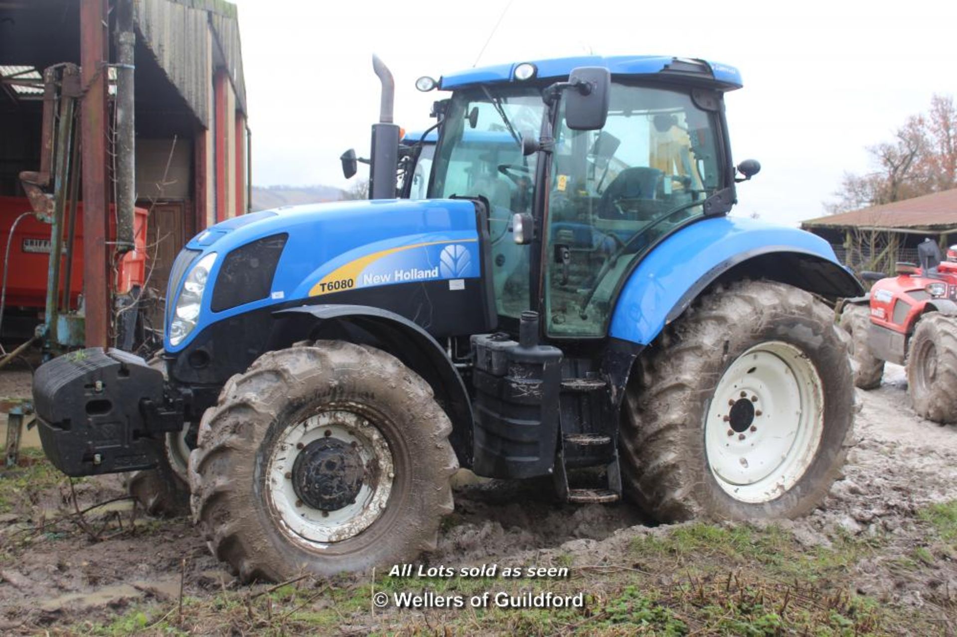 *NEW HOLLAND T6080 TRACTOR 4WD 2002 (HX61 FZC) 3200 HOURS