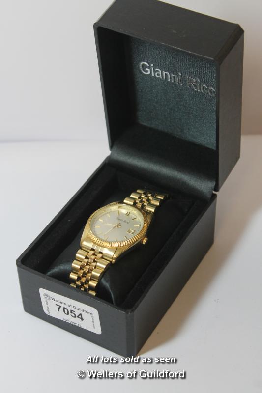 Gentlemen's Gianni Ricci gold coloured stainless steel wristwatch, circular dial with baton hour - Image 2 of 2