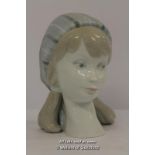 Lladro Girl's Head, pre-production figure PP140c, 22cm.