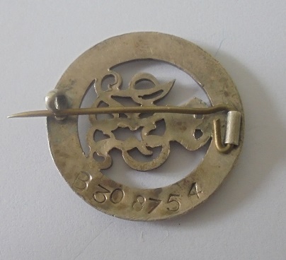 Silver War Badge No.B308754, awarded to Private Robert Witten of the Fusiliers, discharged due to - Image 2 of 2