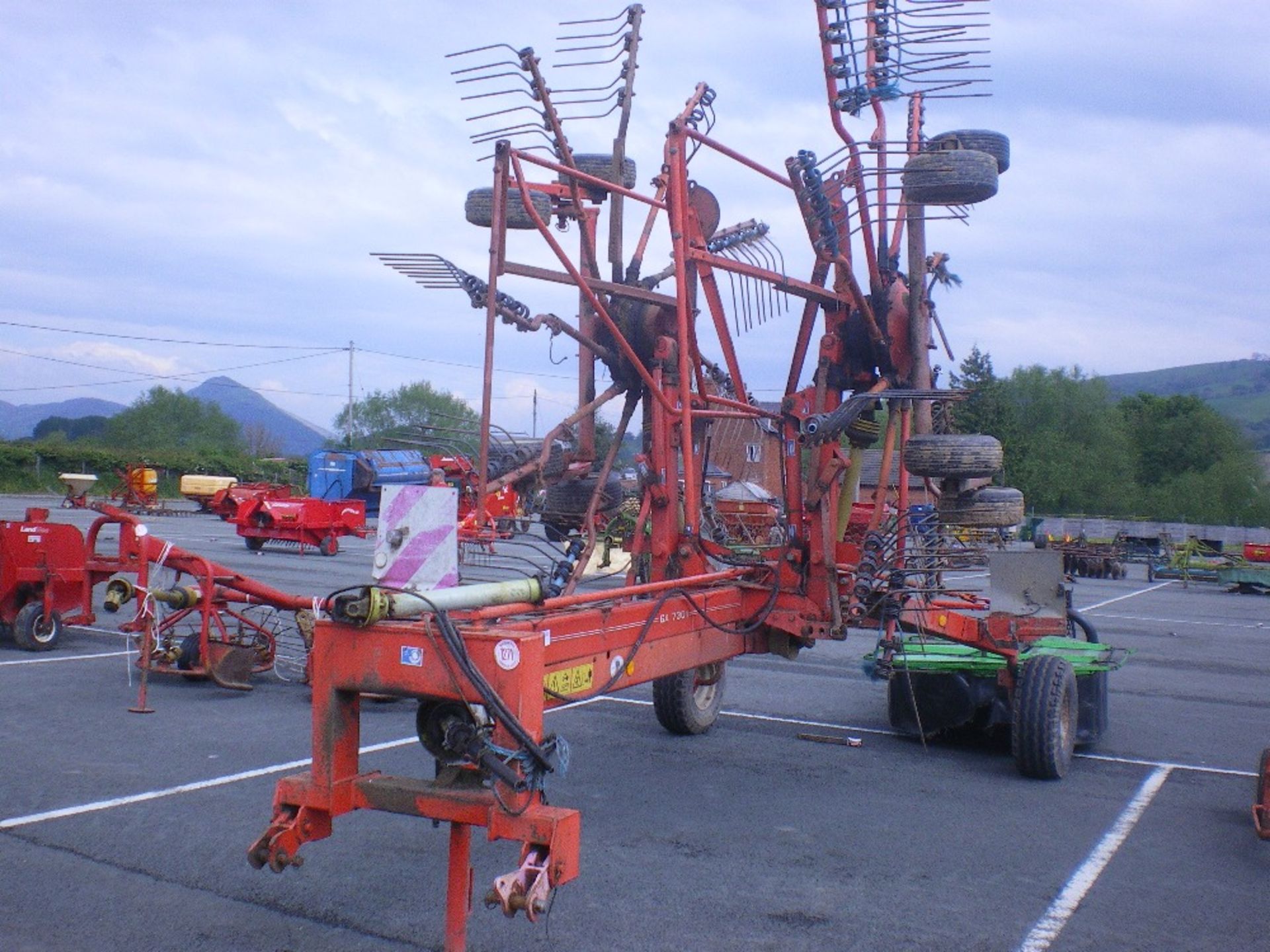 KUHN GA7301 RAKE