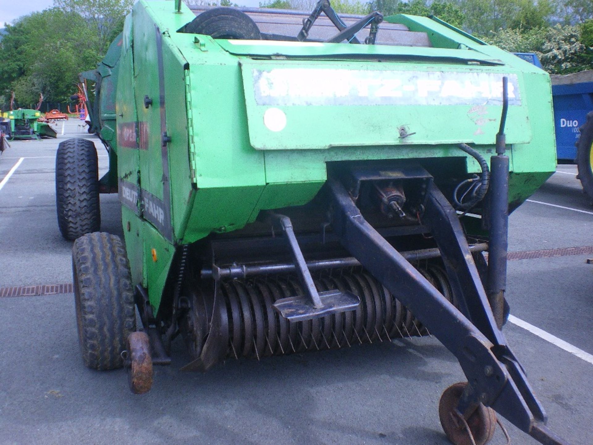 DEUTZ FAHR GP 230 ROUND BALER