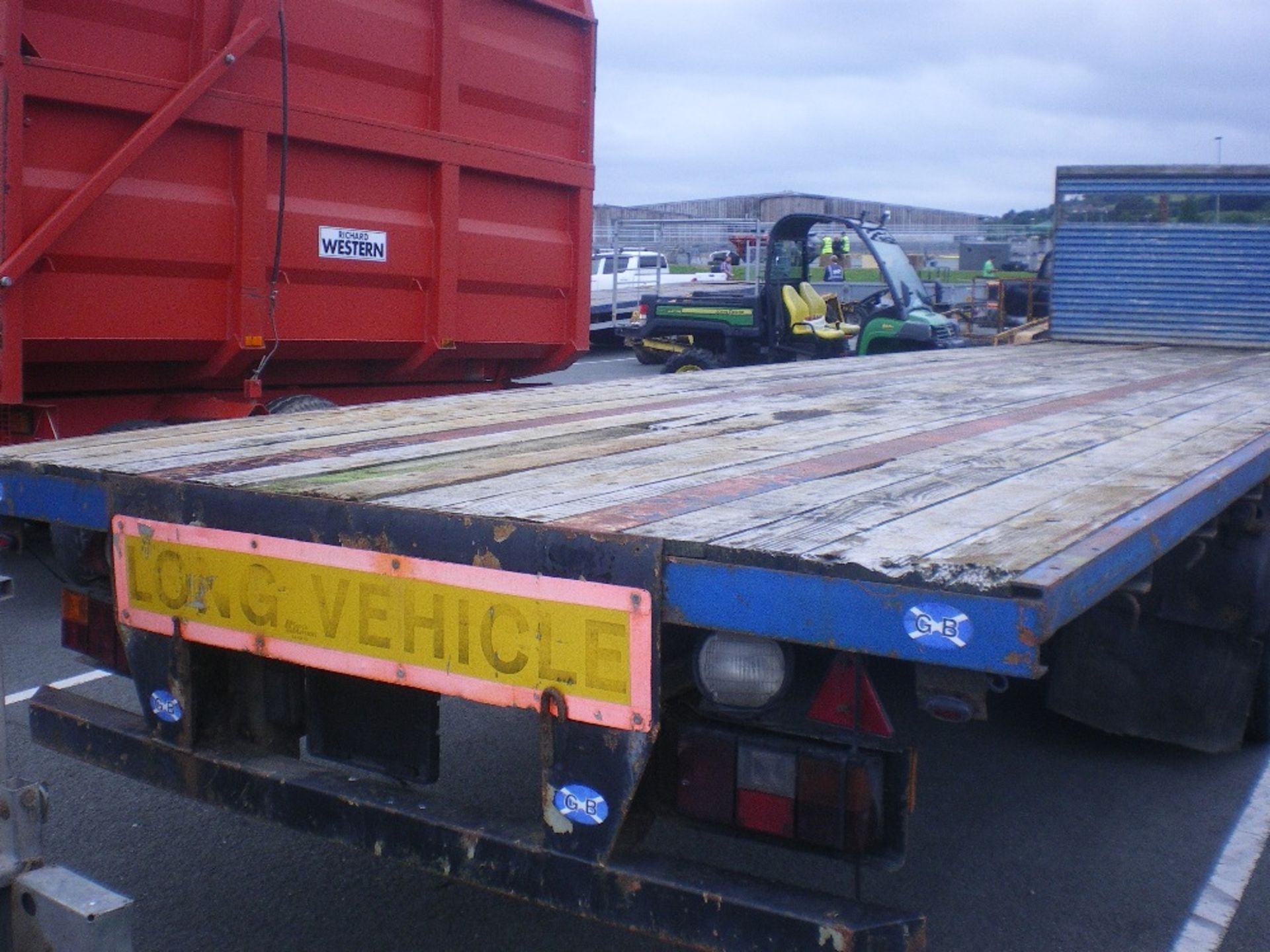 BALE TRAILER WITH AIR BRAKES - Image 2 of 2