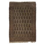 Orientteppich mit Boteh-Dekor.Persien, 20. Jh. Wolle, handgeknüpft. Heller Polychromdekor. 148 x 222