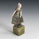 SCHMIDT-FELLING: Chryselephantin: Tanzende Dame.Bronze mit eloxierender Farbe gespritzt, Inkarnat