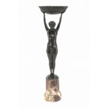 PHILIPP, C.: Frauenakt als Schalenträgerin.Bronze patiniert, bezeichnet mit Zusatz "33/182", rot-