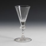 Barockes Kelchglas.Wohl SACHSEN, Mitte 18. Jahrhundert. Farbloses Glas. H 18,5 cm. Konische, am