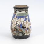 Jugendstil-Vase mit Störchen.Ungemarkt (wohl Amphora). Irdengut, farbige Schlickerbemalung. H 22 cm.