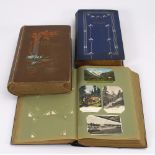 3x Postkartenalbum mit zusammen ca. 1408 Ansichtskarten nur Schweiz vor 1945.Braunes "Postkarten