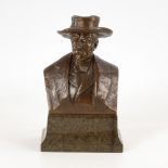 PELLEGRINI, Friedrich Wilhelm: Bismarck-Büste ("Der Eiserne Kanzler").Bronze patiniert, bezeichnet