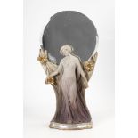 Jugendstil-Frauenfigur mit Spiegel.Gips farbig gefaßt, originales Spiegelglas. Gesamt 81 x 42 x 17