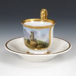 Ansichtentasse "Küffhäuser".Ungemarkt, um 1840/50. Polychrom bemalt, goldstaffiert. H Tasse 9 cm,