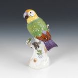 Papagei, MEISSEN.Schwertermarke mit Punkt, Pfeiffer-Zeit, 1924-1934, 1. Wahl. Modell-Nr. H 29,