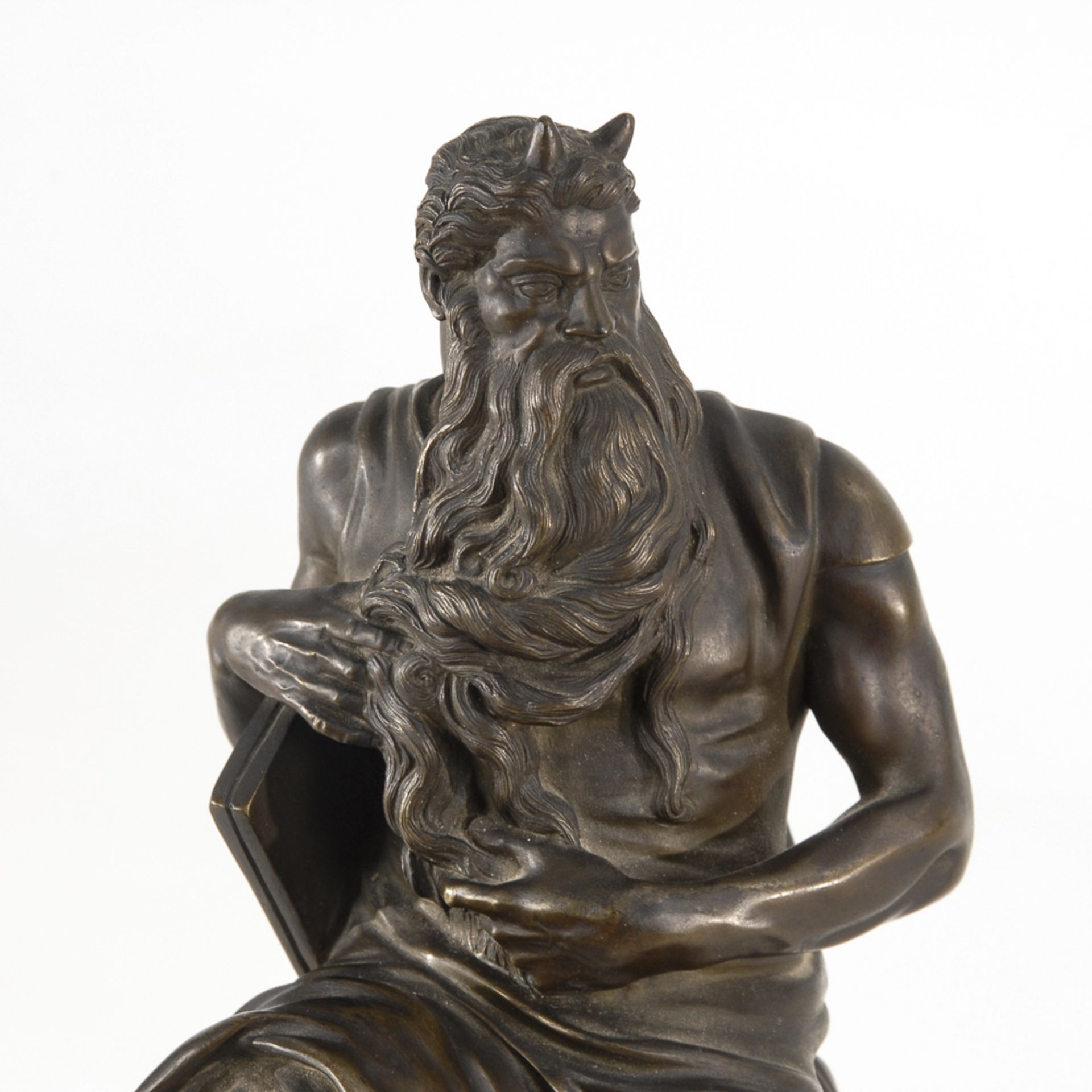 MICHELANGELO (nach): Moses vom Grabmahl Julius II.Bronze patiniert, roter Marmor-Sockel. H 21,5 / - Bild 4 aus 4