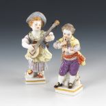 Paar musizierende Kinder, MEISSEN.Schwertermarke, 2. Hälfte 20. Jahrhundert, 1. Wahl. Modell-Nr. G 9