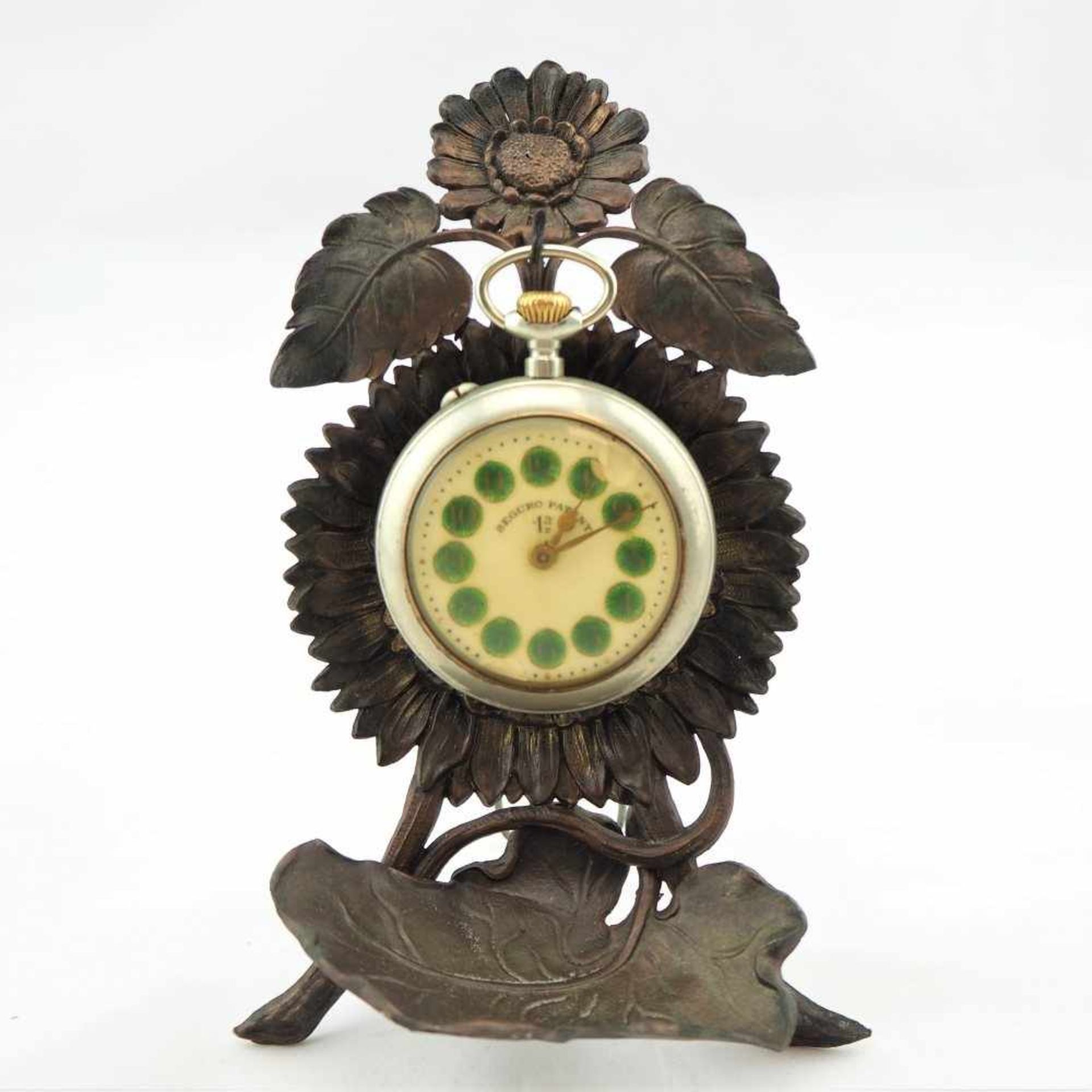 Taschenuhr Ständer, um 1900Sehr aufwendig gearbeitet, mit Sonnenlumen und Blättern. Aus Metall mit