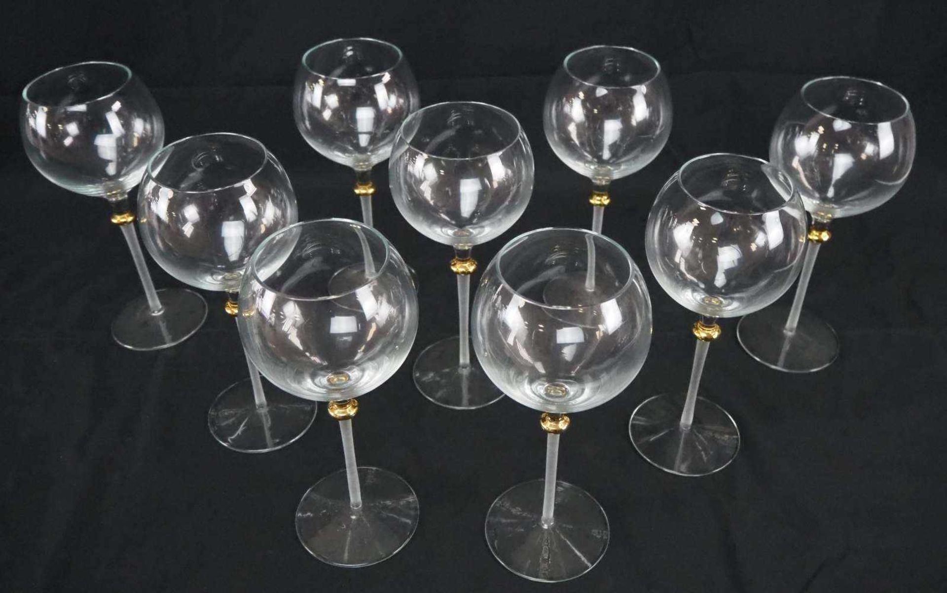 9 Weingläser mit Vergoldung9 wine glasses with gilding- - -21.01 % buyer's premium on the hammer