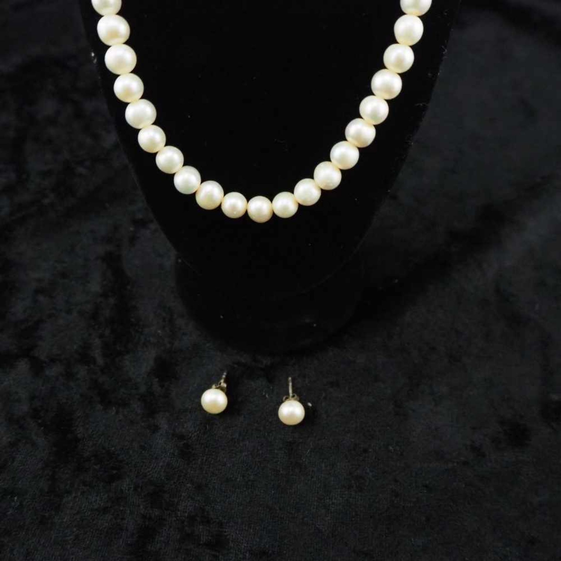 Set Perlenkette mit Ohrringen32,3g Gesamtgewicht, 43cm Gesamtlänge, guter GebrauchtzustandSet of - Bild 2 aus 2