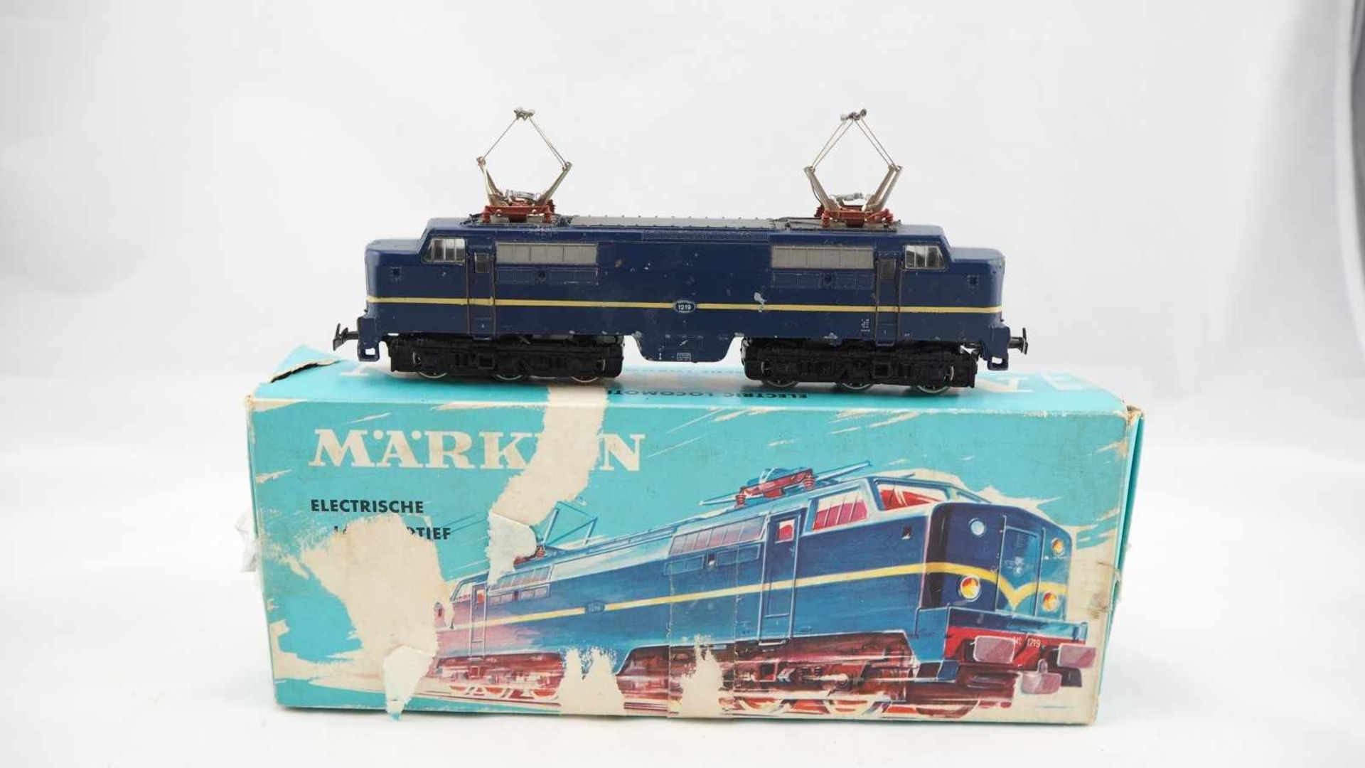 Konvolut Märklin Eisenbahnbestehend aus: 1x elektrische Lokomotive Nr.3051 in blau, OVP2x D-Zug - Image 5 of 5