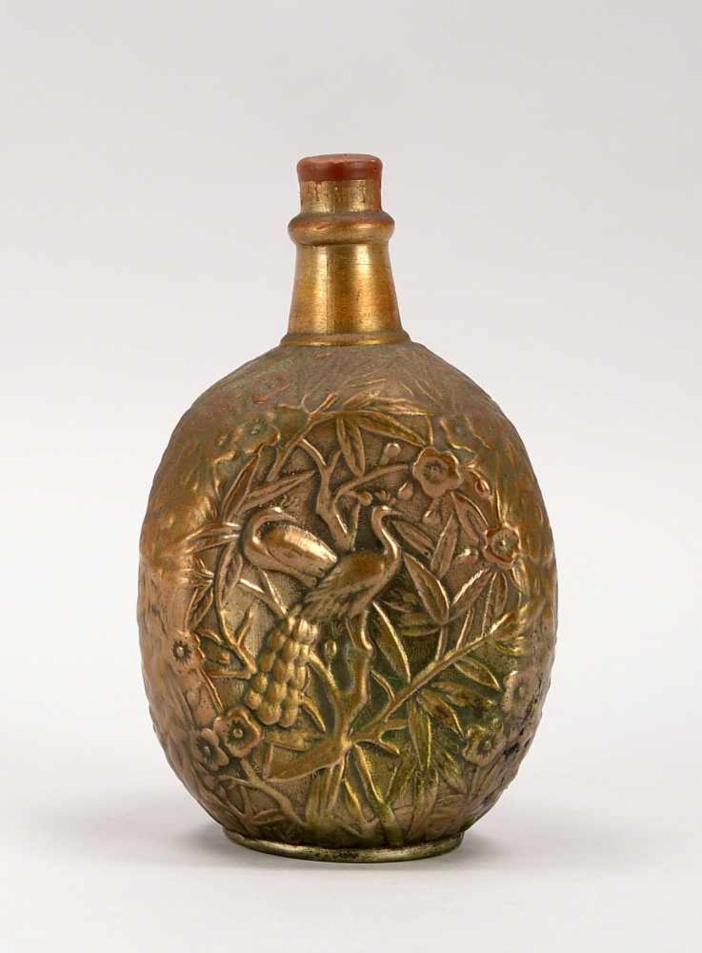 Sammler-Spirituose, Flasche in der Art eines Kuttrolfs, Keramik/dunkelbrauner Scherben, mit Silber-