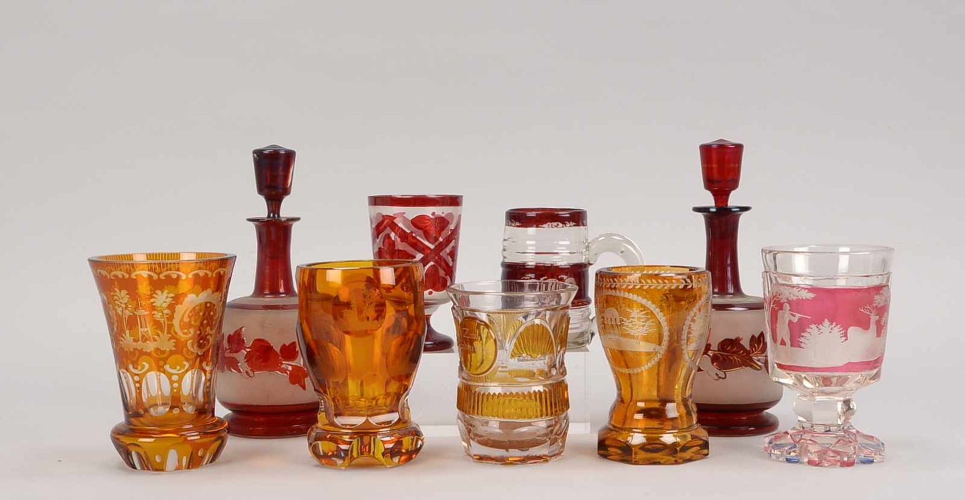 Burgunderglas-Lot (aus Glas-Sammlung), 9 Teile: Paar Karaffen und 7x Gläser
