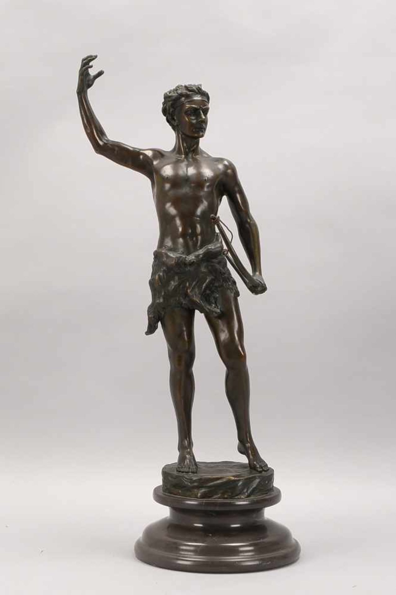 Kuchler, Rudolf (1867 - 1954, österreichischer Bildhauer), große Bronzefigur, 'Bogenschütze nach dem