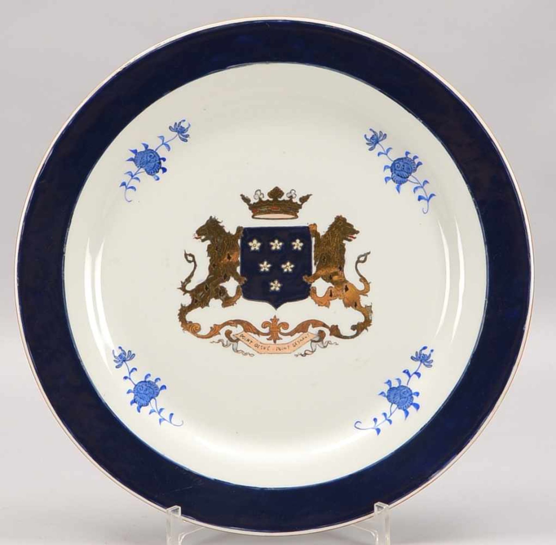 Schale/Kumme, Porzellan, kobaltblaue Bemalung und Vergoldung, mit Wappendekor; Durchmesser Ø 30,5