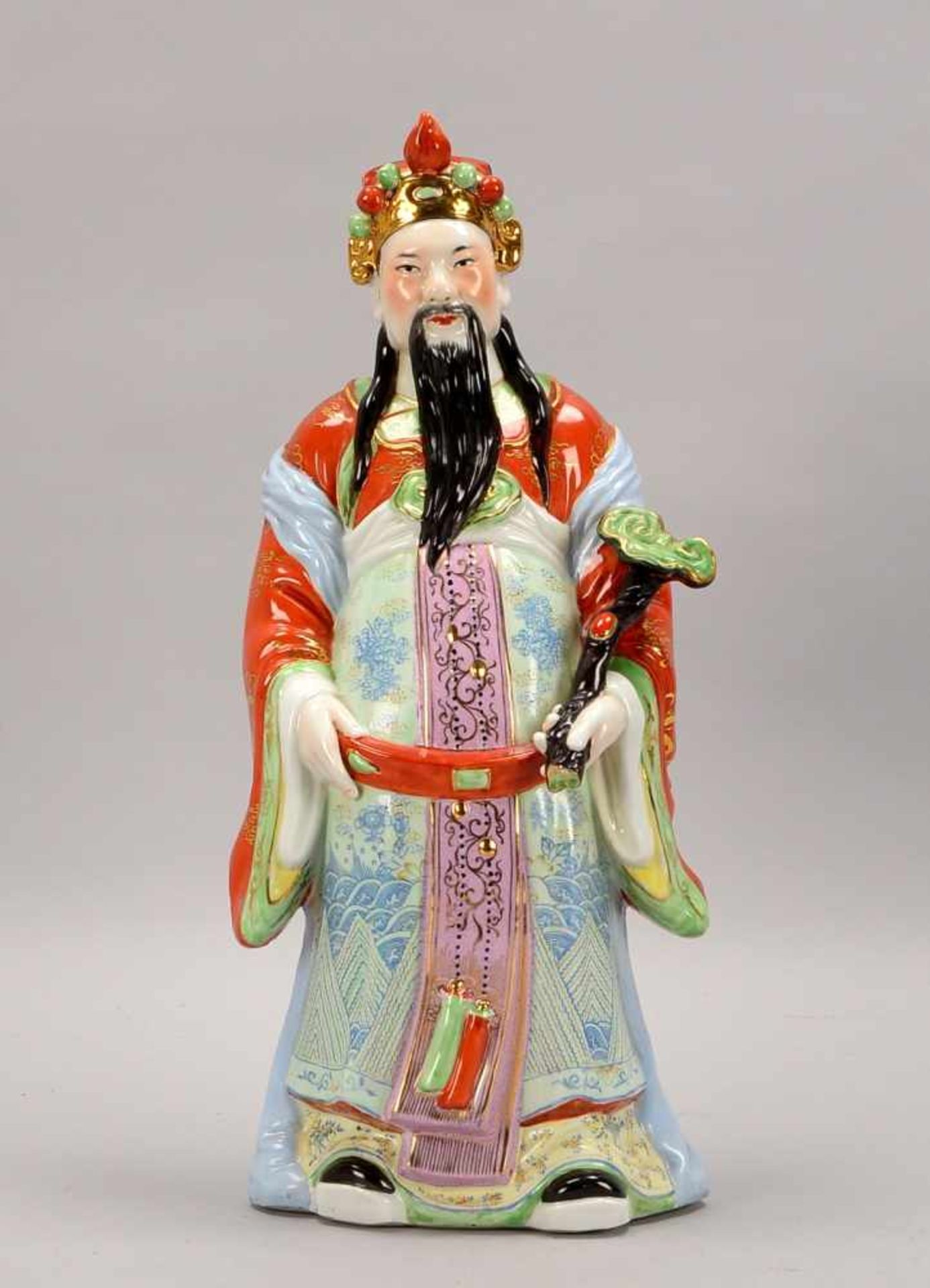 Porzellanfigur, China, 'Chinesischer Weiser' (Reichtum symbolisierend), farbig gefasst, partiell