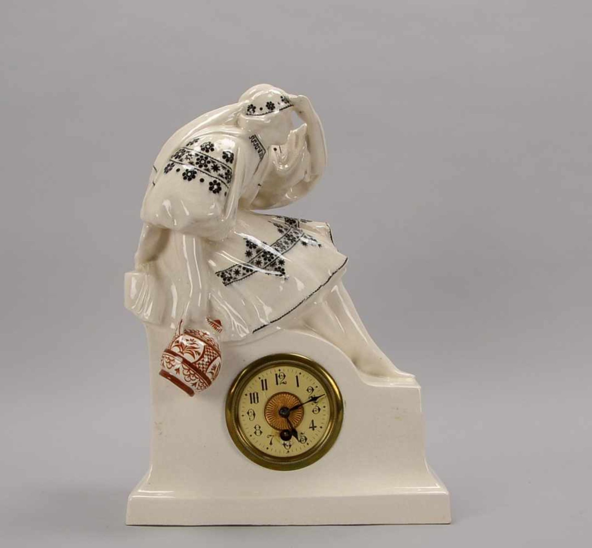 Keramikfigur (in der Art Karlsruher/Goldscheider Keramik), 'Rückkehr - Die Wartende', figürlich