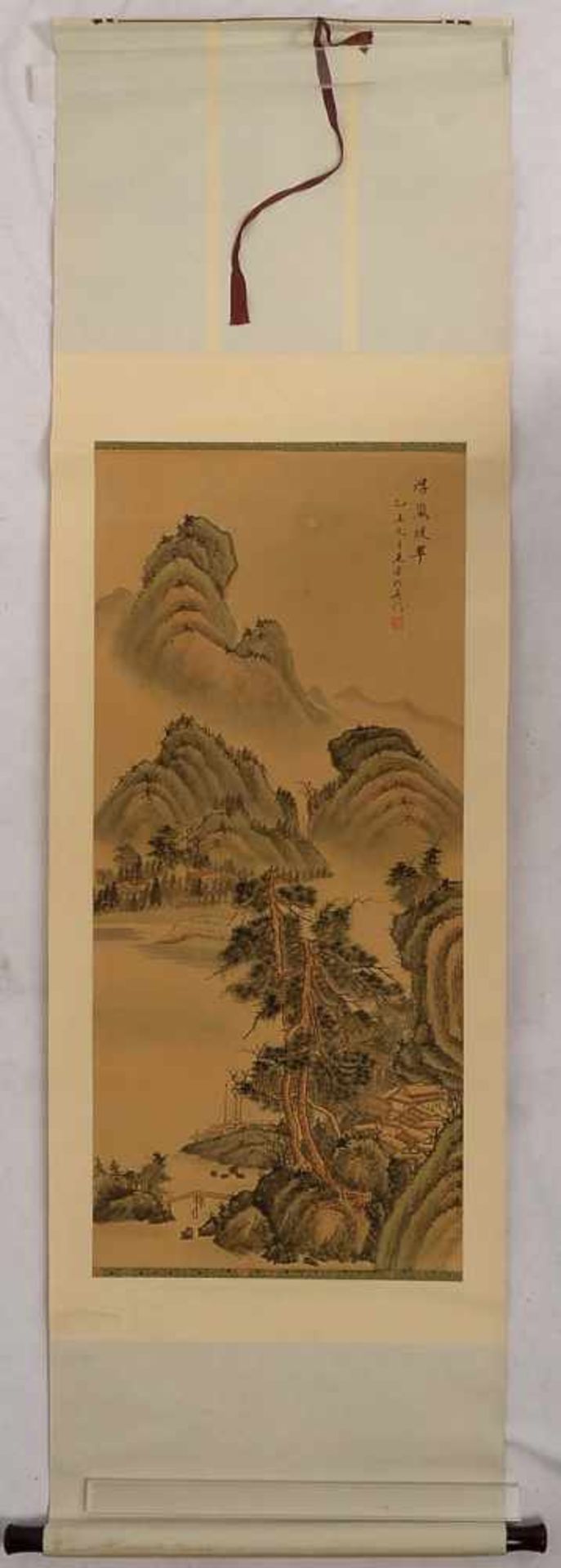 Rollbild, China, 'Landschaft', Tusche/Seide, signiert und gestempelt; Maße 178 x 63 cm