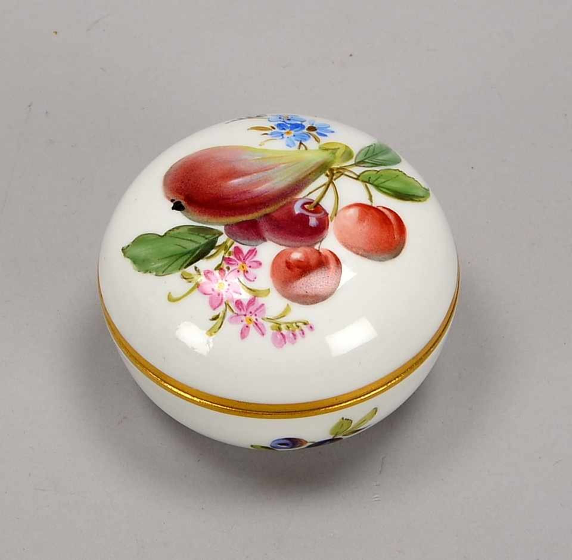 Meissen, Porzellan-Deckelgefäß, Schwertermarke, Knaufzeit, I. Wahl; Durchmesser Ø 7 cm