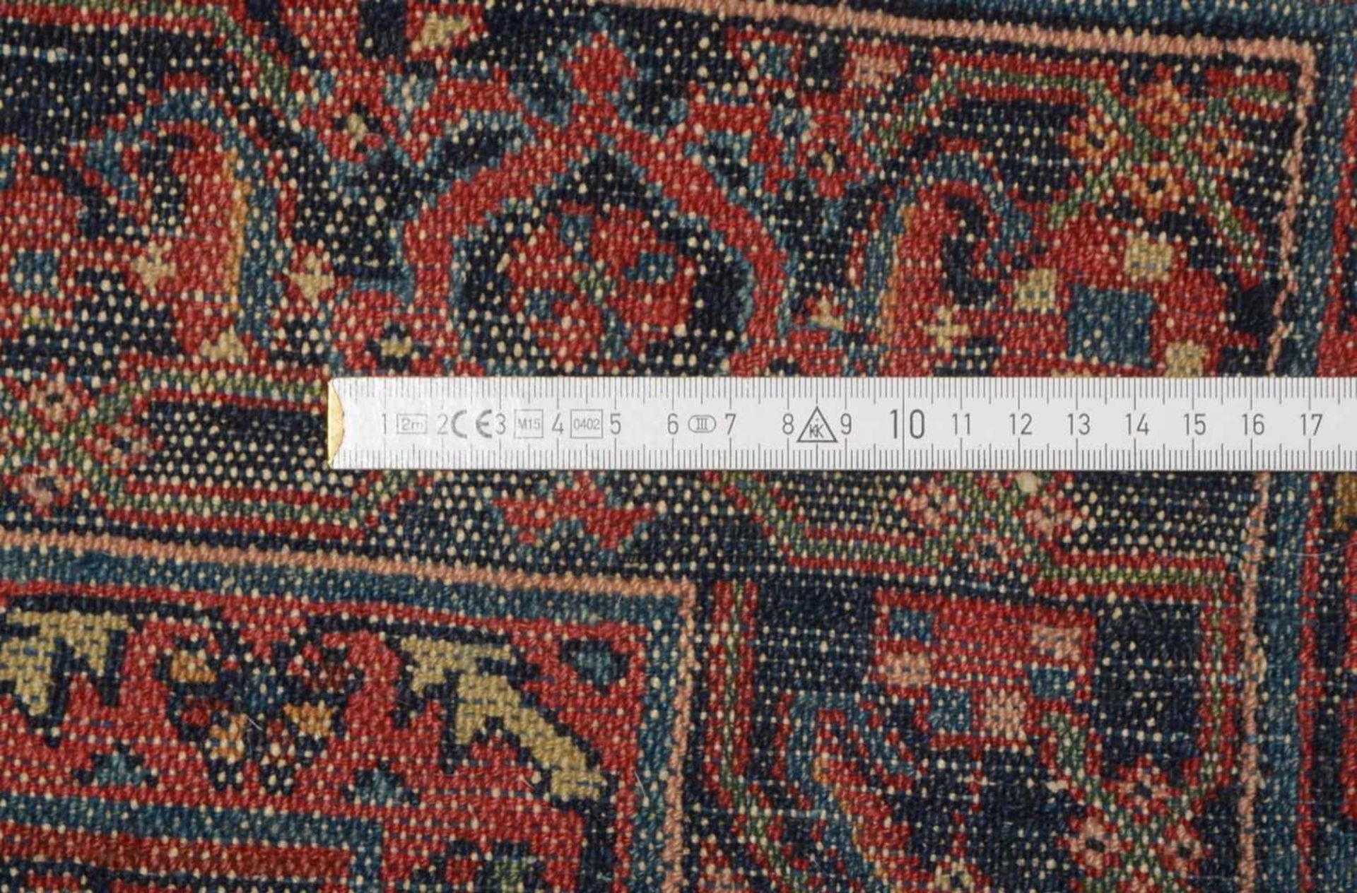 Enjilas, antik, Pflanzenfarben, Herati-Muster, mit Medaillon, ringsum komplett, in gutem - Bild 2 aus 2