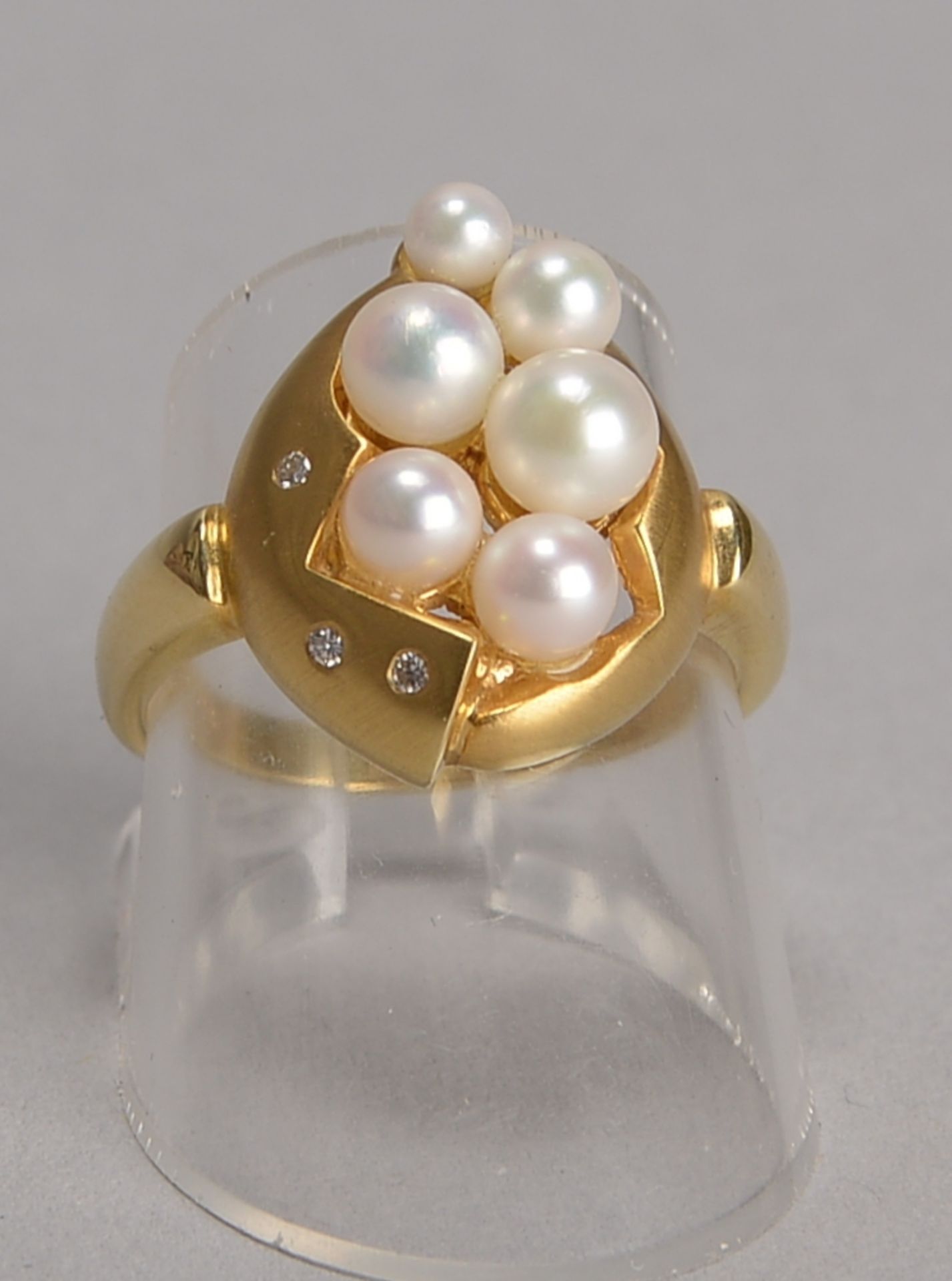 Ring (Neuware), 585 GG, mit 6-fachem Perlenbesatz/Perlen mit sehr gutem Lüster, und 3-fachem - Image 3 of 3