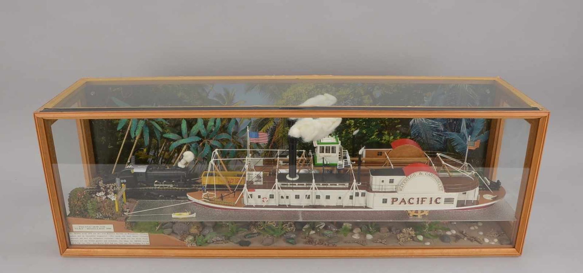 Schiffsmodell, Holz, 'Pacific', Maßstab 1:54 (maßstabsgerechter detailreicher Nachbau der - Bild 2 aus 2