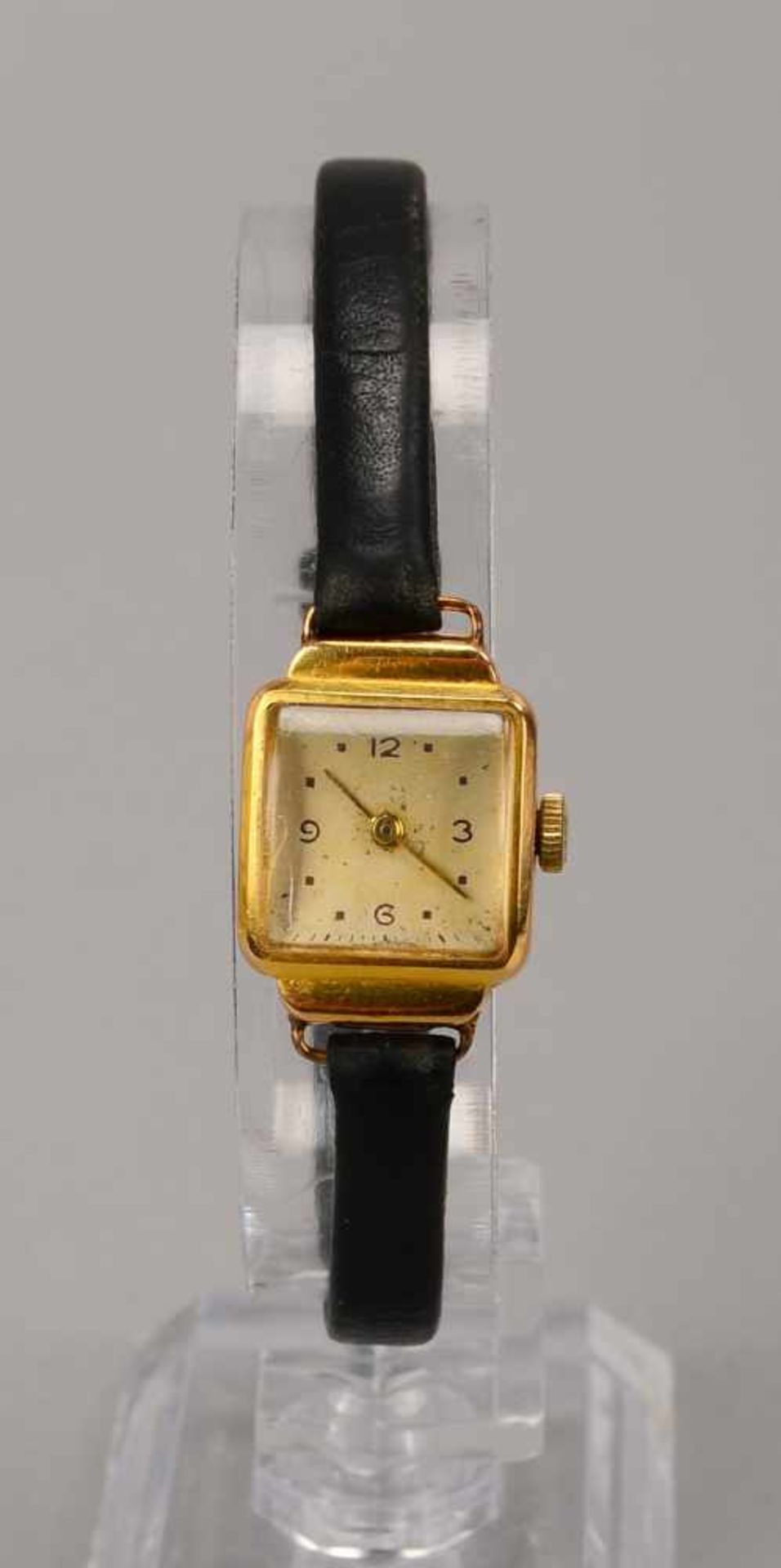 Damen-Armbanduhr (Art déco), 750 GG-Gehäuse, mit Lederarmband, Uhr läuft an; Maße Gehäuse 3,2 cm x
