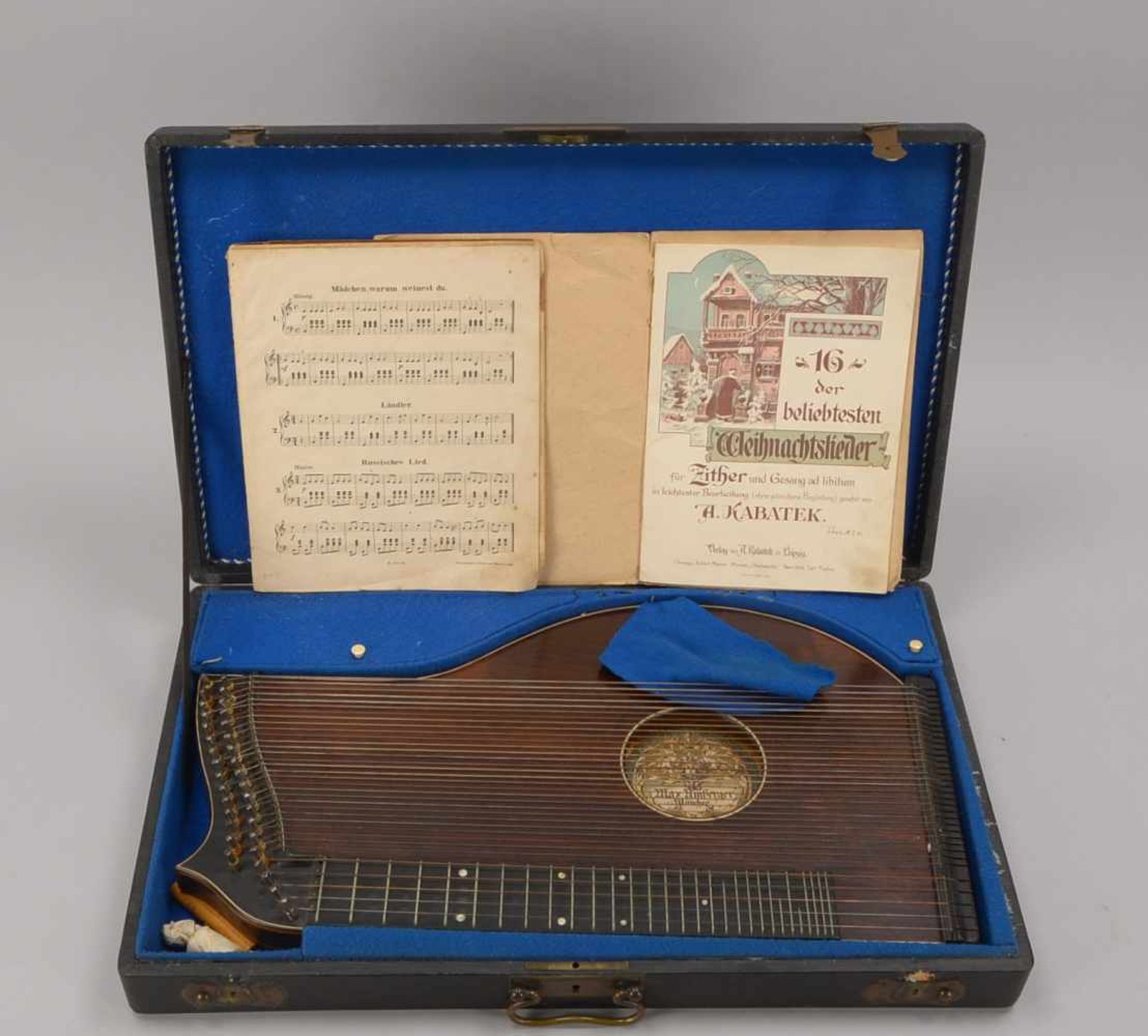 Zither, alt (Sammler-Instrument), Max Amberger/München, guter unbeschädigter Zustand, im original