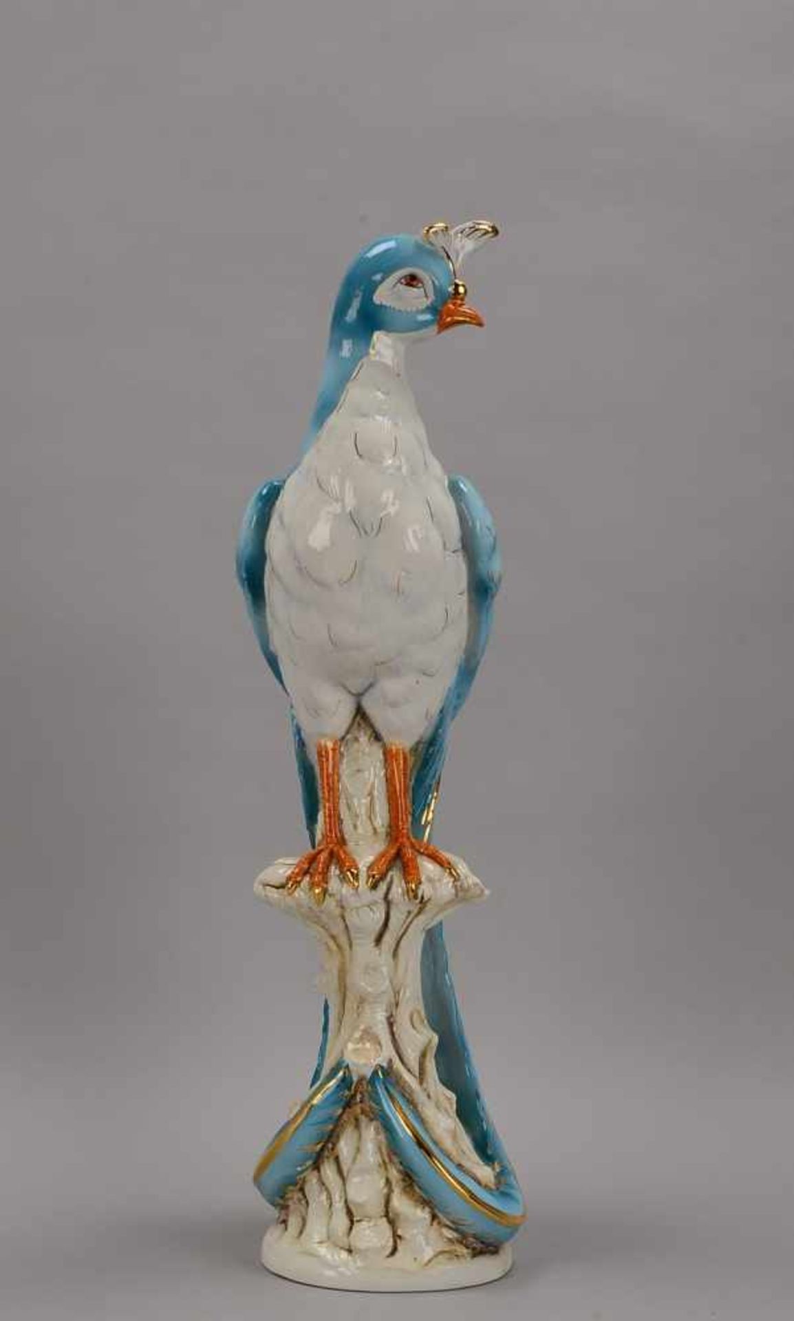 Porzellanfigur (Italien), Porzellanfigur 'Paradiesvogel', mit polychromer Bemalung, vergoldet;