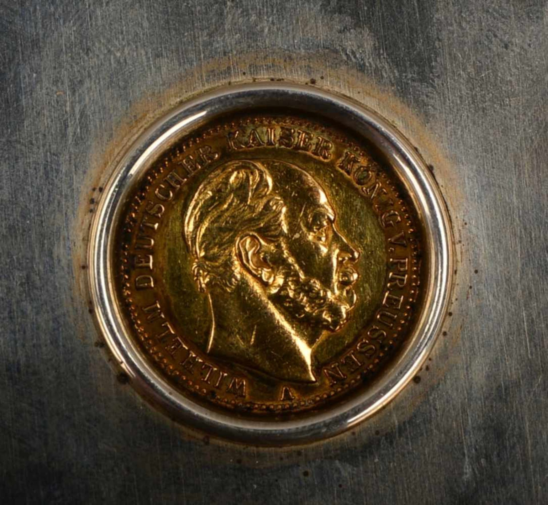 Schale, 835 Silber, mittig mit gefasster Goldmünze, '20 Mark - Wilhelm Deutscher Kaiser/König v. - Bild 2 aus 3