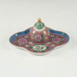 CARL THIEME EARLY 20TH CENTURY CHINOISERIE FLORAL INKWELL