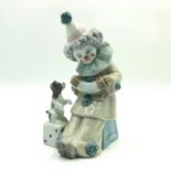 LLADRO FIGURINE PIERROT WITH CONCERTINA