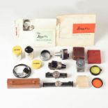 LOT OF 16 LEITZ AND KINOX ACCESSORIES, RANGEFINDERS