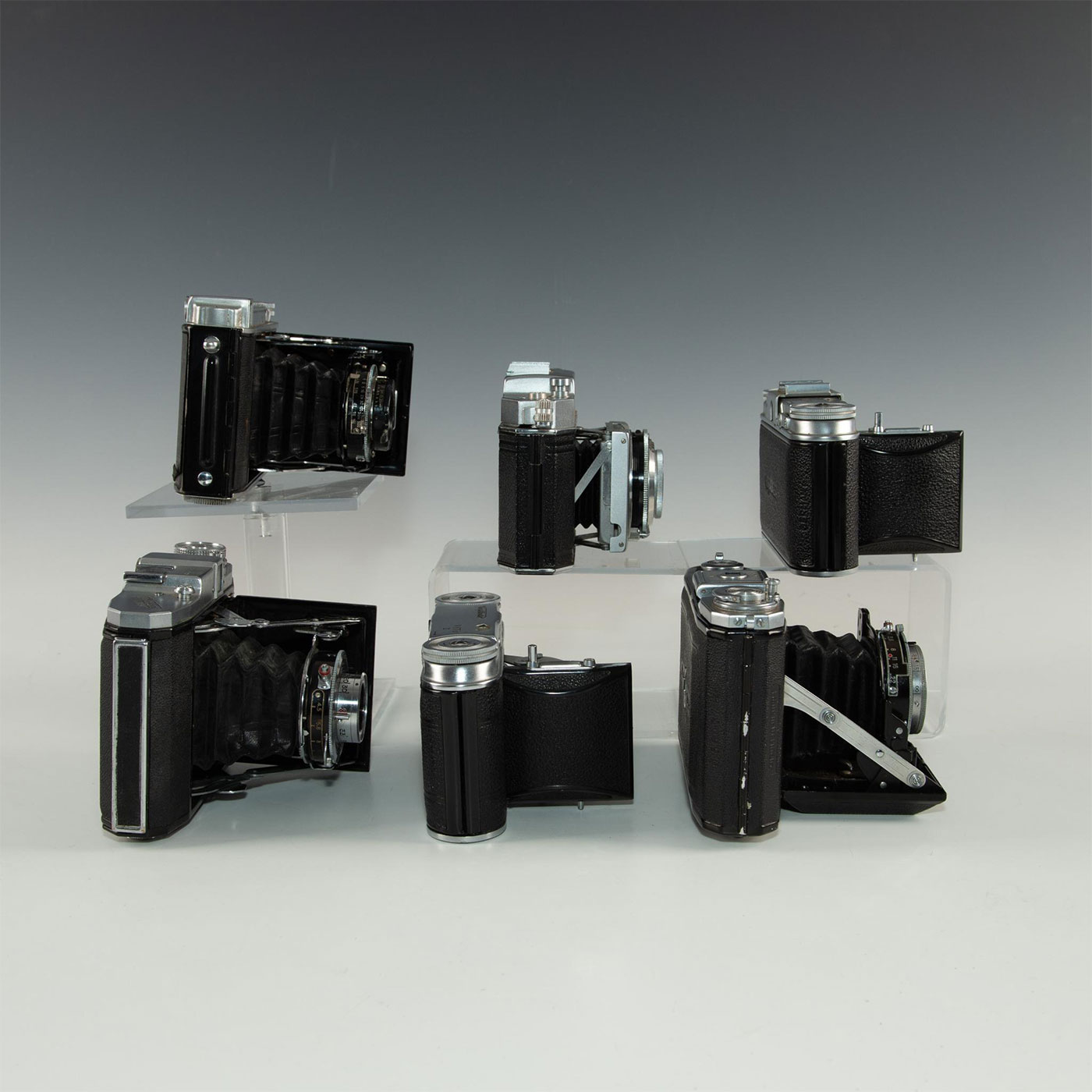 GROUP OF 6 MID 20TH CENTURY ROLL FILM CAMERAS - Image 9 of 11