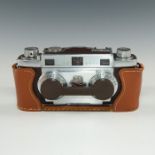 VINTAGE REVERE 33 STEREO CAMERA, CASE