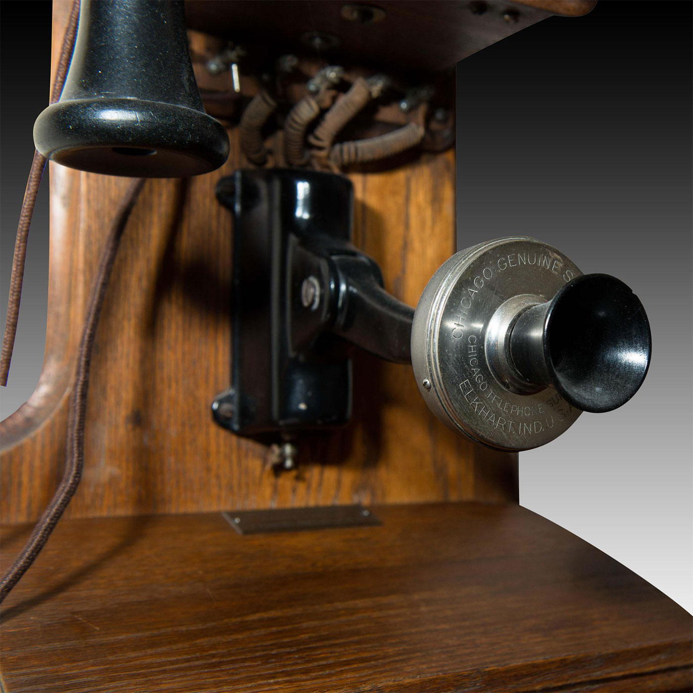 CHICAGO TEL. SUPPLY CO. WOOD WALL PHONE, GLASS FRONT - Image 5 of 7