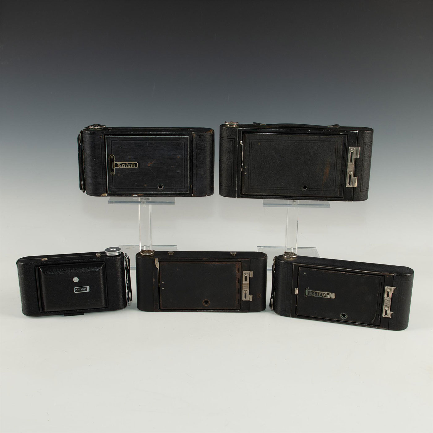 GROUP OF FIVE ANTIQUE KODAK FOLDING FILM CAMERAS - Image 16 of 16