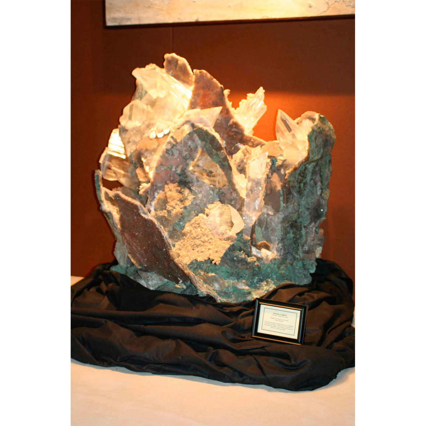 LARGE SELENITE CRYSTAL MATRIX - Image 3 of 11