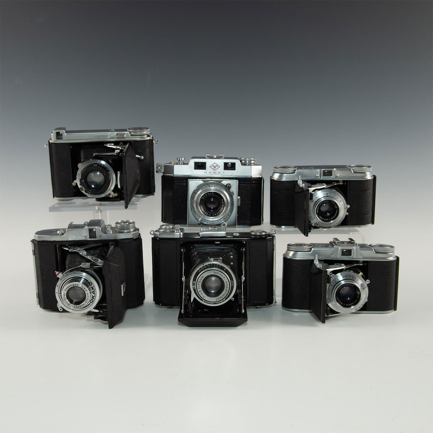 GROUP OF 6 MID 20TH CENTURY ROLL FILM CAMERAS