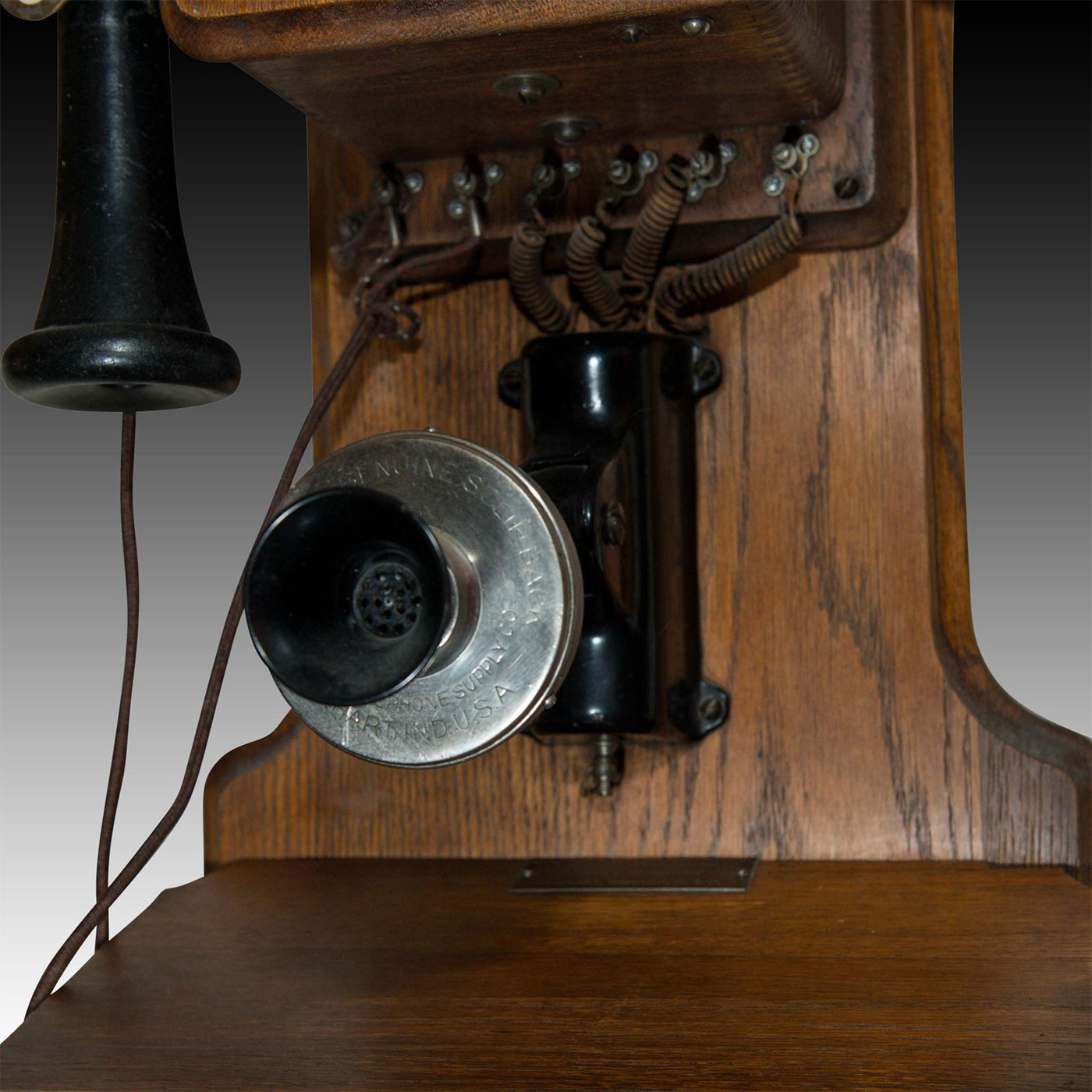 CHICAGO TEL. SUPPLY CO. WOOD WALL PHONE, GLASS FRONT - Image 4 of 7